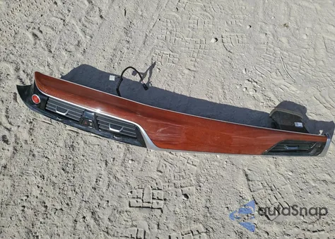 2018 BMW M5 z USA, uszkodzony, nr VIN WBSJF0C50JB282780